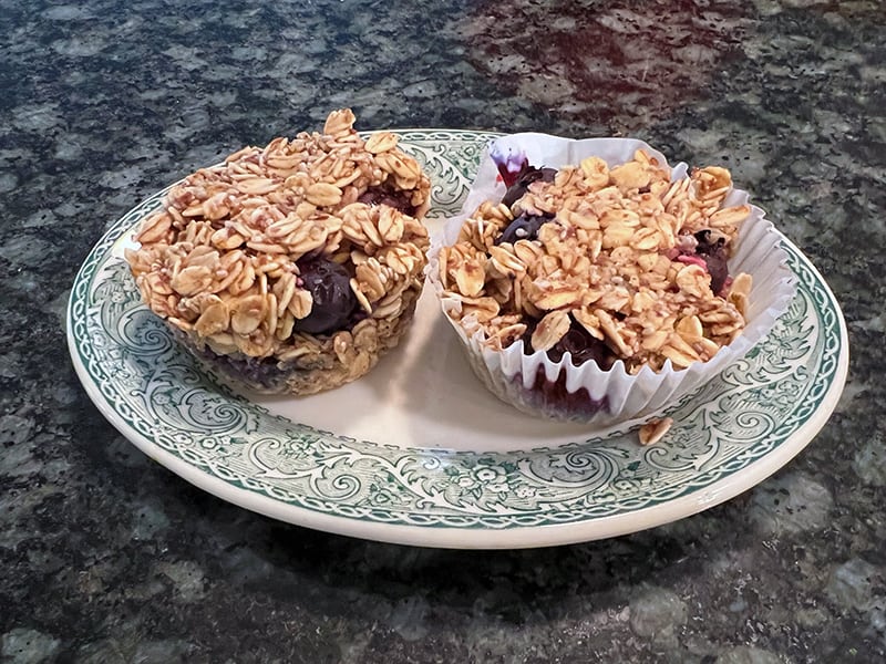 Blueberry and Walnut Oatmeal Cups
